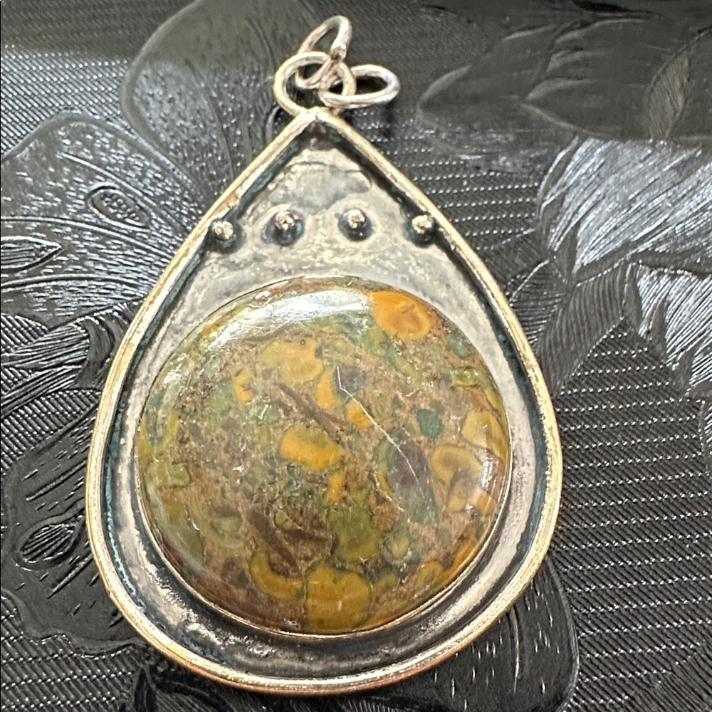 Artisan FRUIT JASPER Teardrop Pendant with Green and Yellow Hand Crafted #9140 - Picture 15 of 15
